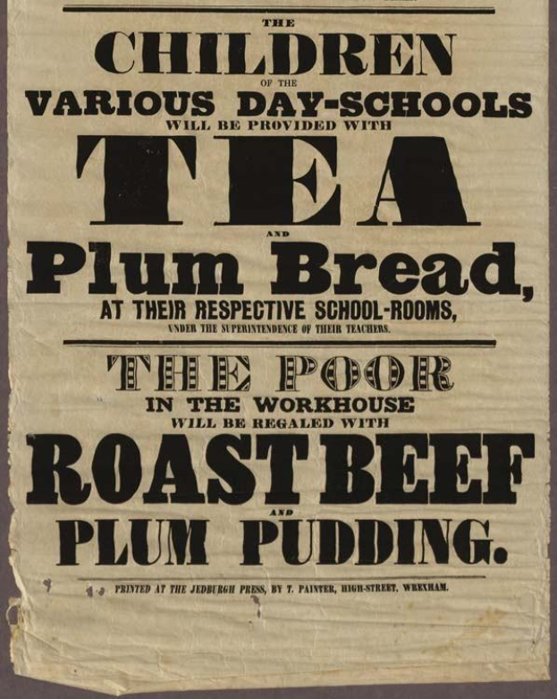 Ein Blatt mit Text, der ankündigt, dass Kinder aus verschiedenen Tagesschulen Tee, Pflaumenbrot, Braten und Pflaumenpudding erhalten werden.