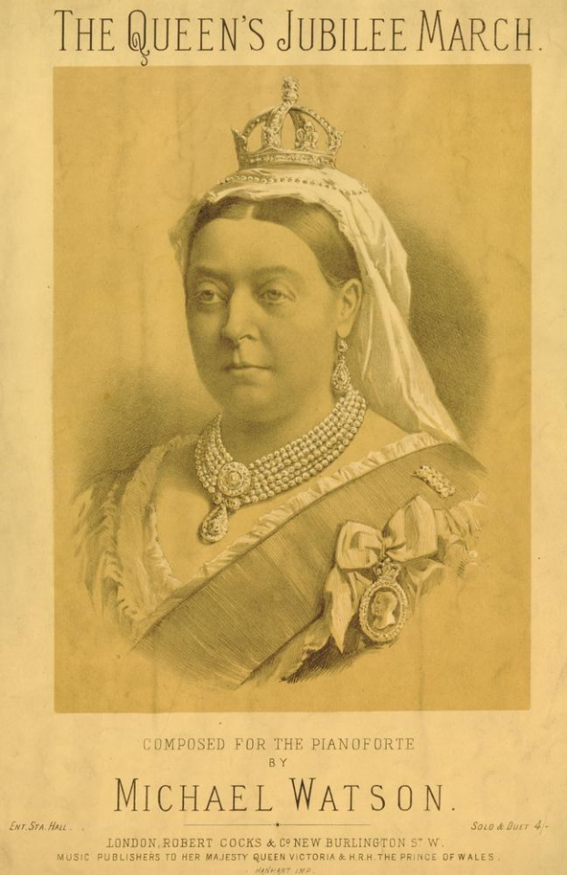 Plakat einer Frau mit Krone und der Aufschrift 'The Queen's Jubilee March', dargestellt mit königlichem Auftreten, Haar zu einem Dutt gebunden, entschlossener Gesichtsausdruck und seitlich schauend.